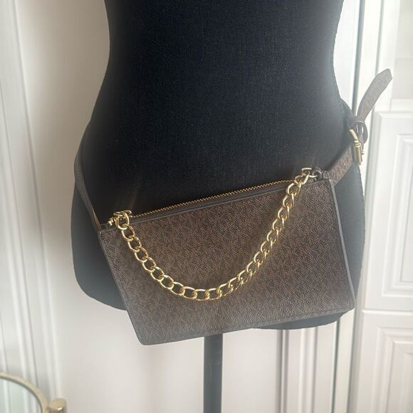 Michael Kors Brown Logo Leather Belt Bag - Picture 1 of 9